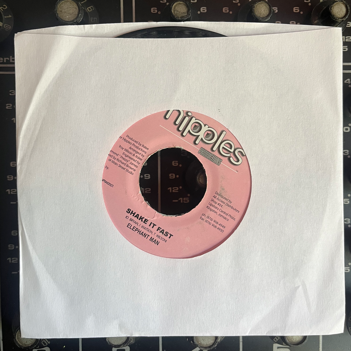 7" ELEPHANT MAN, Shake it Fast.