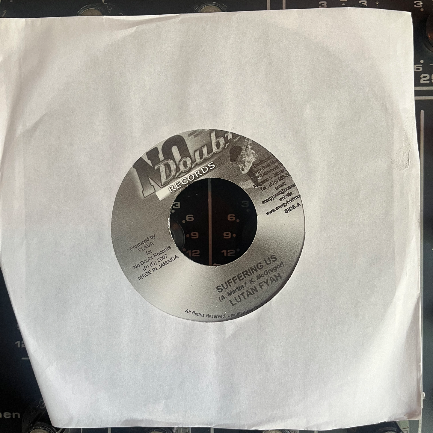 7" LUTAN FYAH , Suffering Us