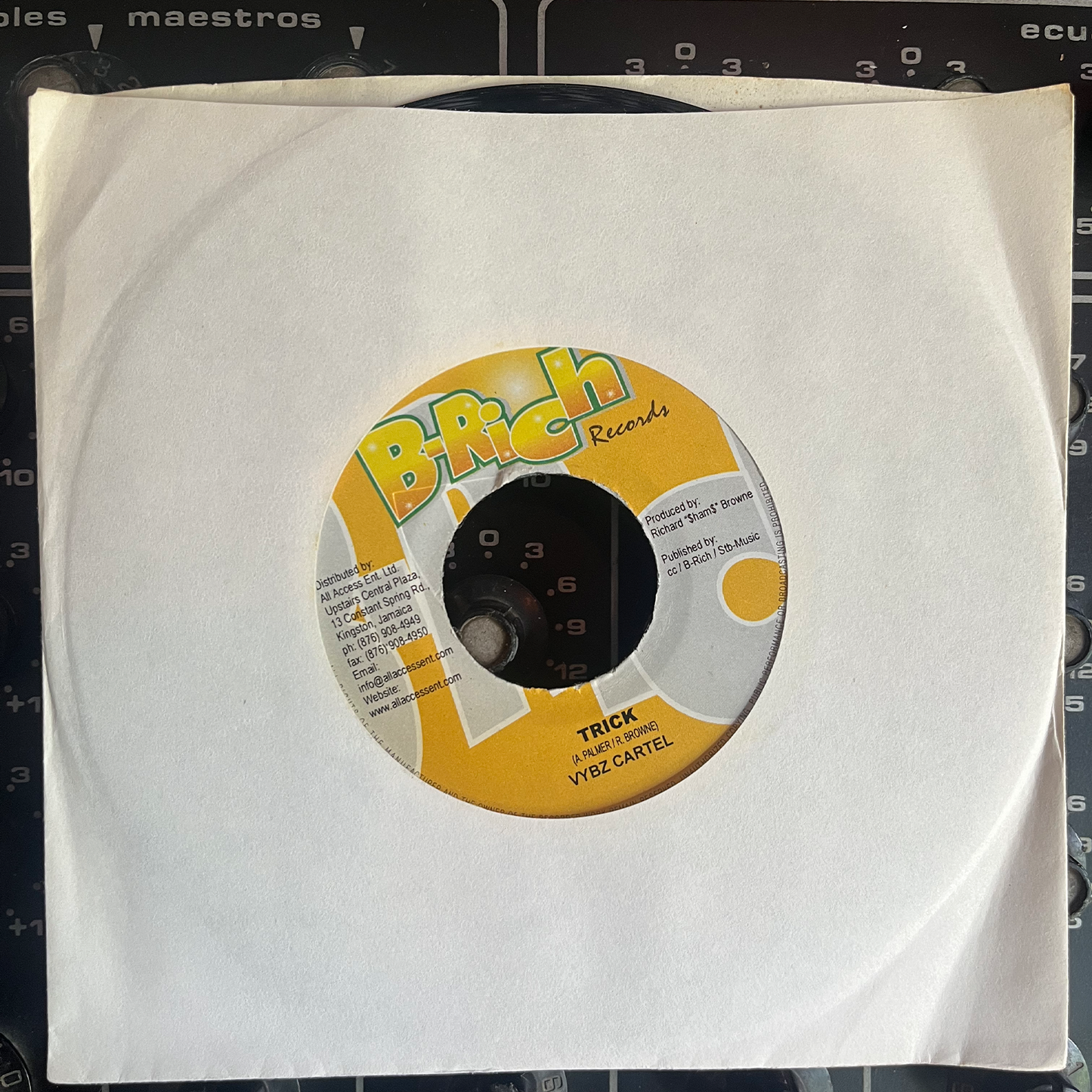 7" Inch VYBEZ KARTEL, Trick.