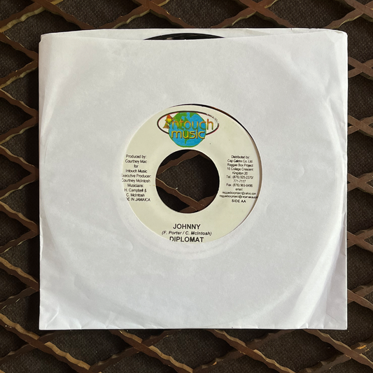 7 " Johnny , DIPLOMAT